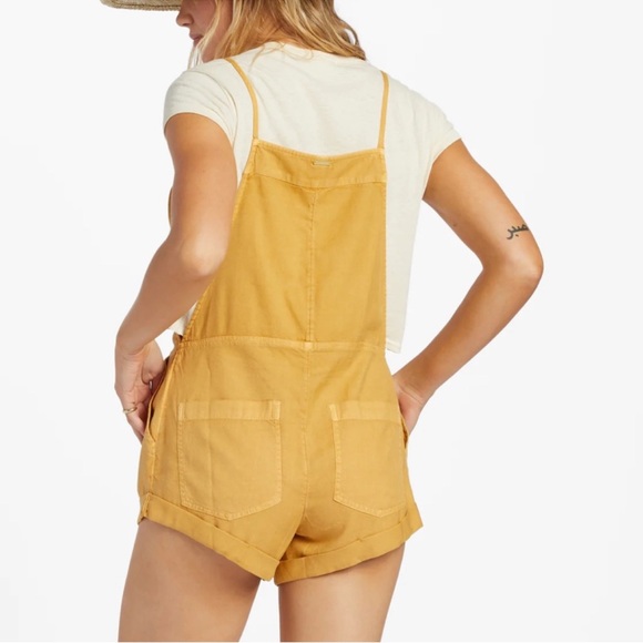 Billabong nwt Mustard Yellow Short Overalls size large - Picture 4 of 6